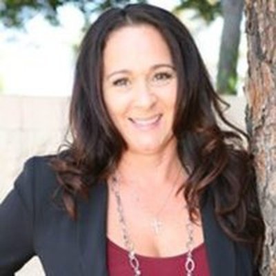 Traci V